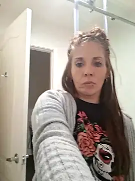 Snapshot of gorgeous11 chatting on 10-30-25, 11:52 gorgeous11 online show from 10-30-25, 11:52