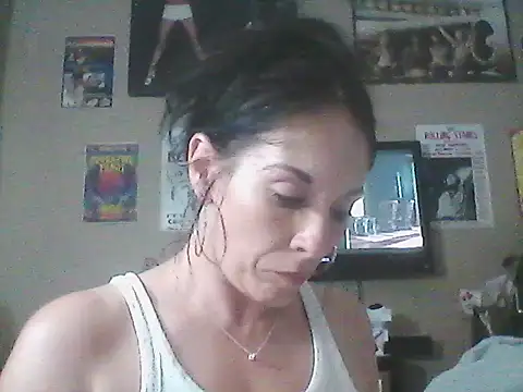 Snapshot of gorgeous11 chatting on 02-23-25, 07:44 gorgeous11 online show from 02-23-25, 07:44