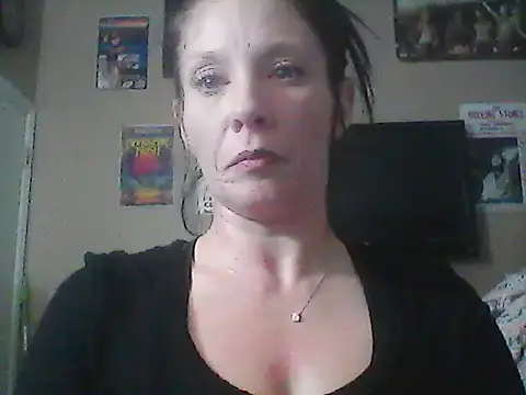 Snapshot of gorgeous11 chatting on 02-24-25, 06:27 gorgeous11 online show from 02-24-25, 06:27