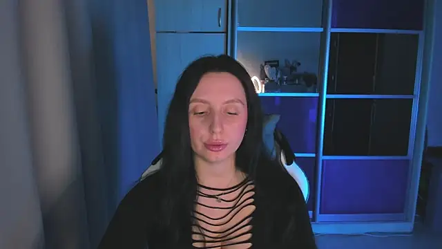 Christy Calypso online show from 03-13-26, 05:12