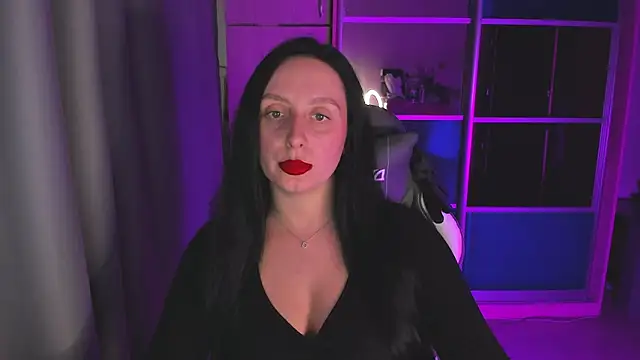 Christy Calypso online show from 04-23-26, 04:30