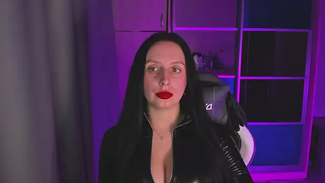 Christy Calypso online show from 04-15-26, 03:49