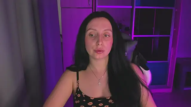 Christy Calypso online show from 05-13-26, 04:03