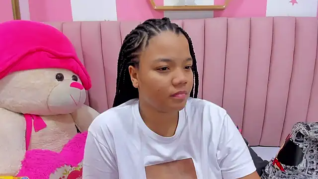 ISABELLA 020 online show from 10-09-25, 11:55