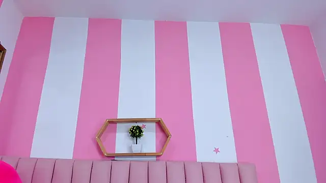 ISABELLA 020 online show from 02-05-26, 12:34