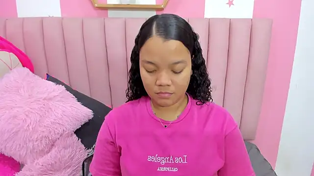 ISABELLA 020 online show from 11-10-25, 01:16