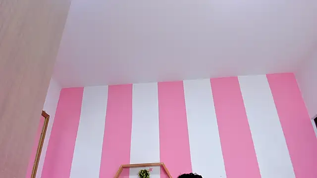 ISABELLA 020 online show from 02-07-26, 12:57