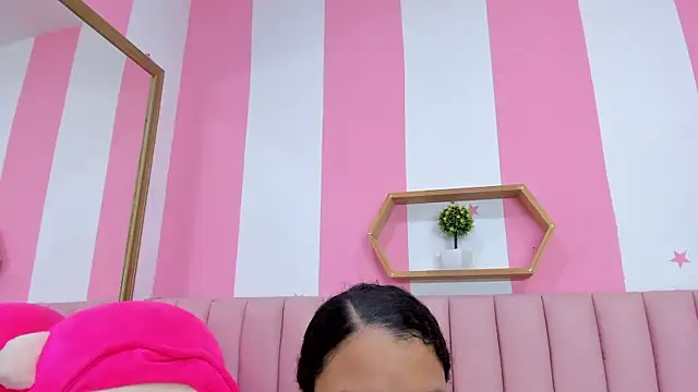 ISABELLA 020 online show from 12-05-25, 02:26