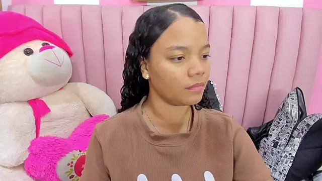 ISABELLA 020 online show from 02-14-26, 12:38