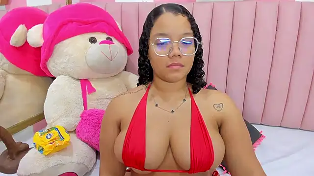 ISABELLA 020 online show from 11-11-25, 02:01