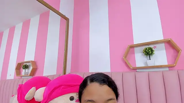 ISABELLA 020 online show from 03-28-26, 12:39