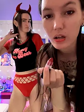 Heart Ass online show from 10-31-25, 06:32