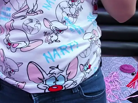 Snapshot of calipso_swet chatting on 09-24-25, 09:32 calipso swet online show from 09-24-25, 09:32