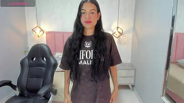 chelsyquinn online show from 12-04-25, 04:22