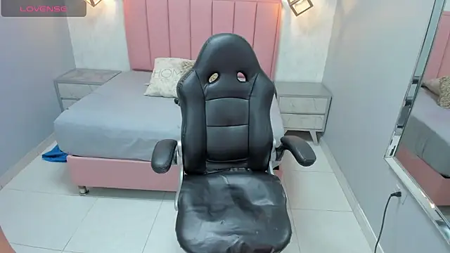 chelsyquinn online show from 02-16-26, 04:11