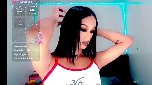  Riannagarcia  online show from 12-15-25, 10:32