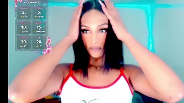  Riannagarcia  online show from 12-15-25, 10:37