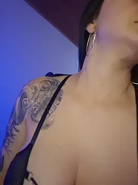 preetypeach online show from 02-22-26, 07:15