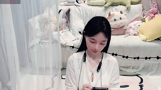 AKiKi711 online show from 06-02-26, 04:51