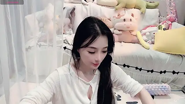 AKiKi711 online show from 06-03-26, 03:17