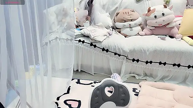 AKiKi711 online show from 05-30-26, 05:03