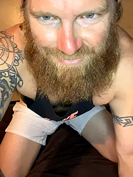 Snapshot of whitehammer94u chatting on 10-08-25, 11:27 whitehammer94u online show from 10-08-25, 11:27