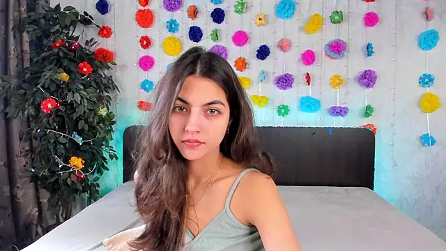 Milana Crystal  online show from 03-11-25, 08:30