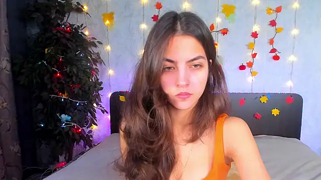 Milana Crystal  online show from 12-01-25, 07:53