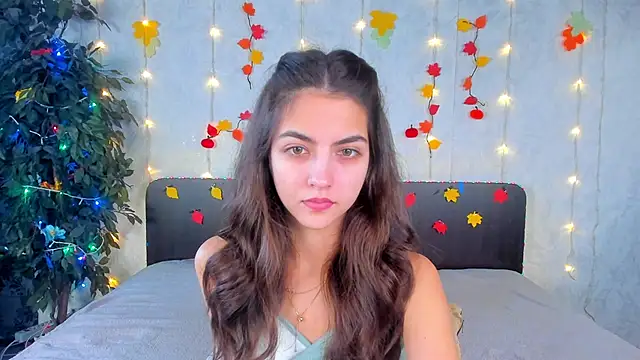 Milana Crystal  online show from 11-23-25, 08:13