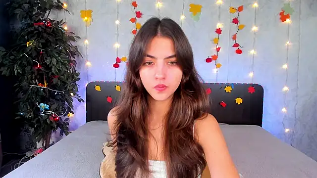 Milana Crystal  online show from 11-28-25, 08:14