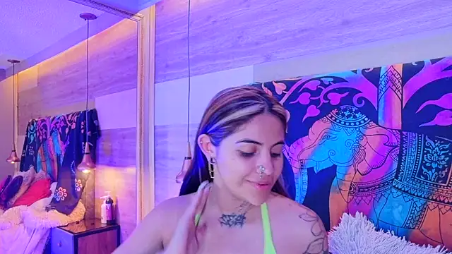 Cori Paige online show from 03-26-26, 04:00