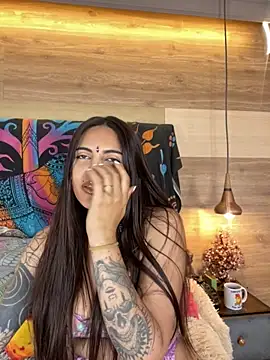 Cori Paige online show from 10-25-25, 04:22