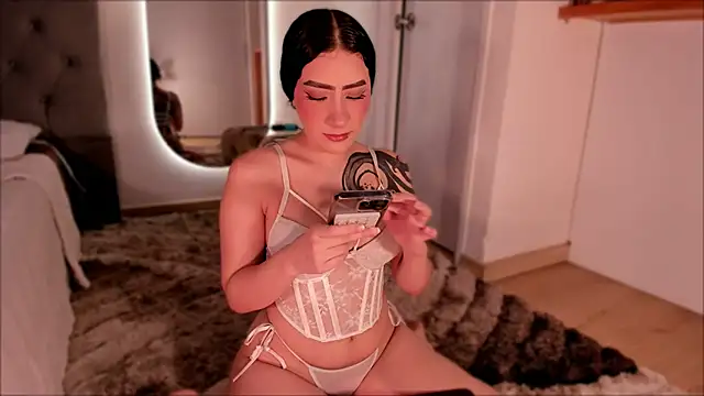 Lexie-red online show from 04-14-26, 10:15