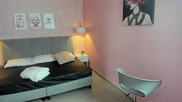 Snapshot of zara__sweet chatting on 02-27-26, 01:33 zara sweet online show from 02-27-26, 01:33