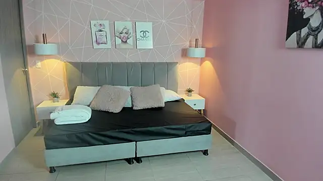 Snapshot of zara__sweet chatting on 11-08-25, 01:03 zara sweet online show from 11-08-25, 01:03