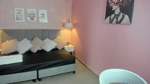 zara  sweet online show from 03-25-26, 01:32