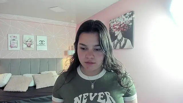 Snapshot of zara__sweet chatting on 10-29-25, 01:21 zara sweet online show from 10-29-25, 01:21