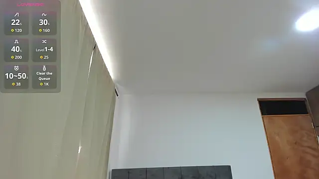 Kylie2211 online show from 04-29-26, 05:06