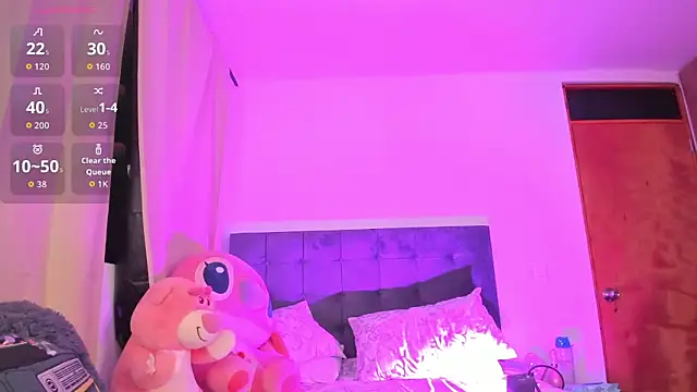 Kylie2211 online show from 03-10-26, 12:58