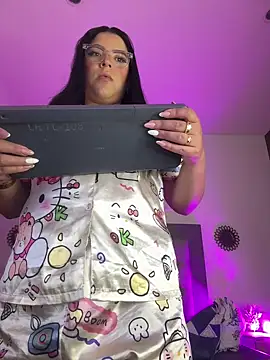 Kylie2211 online show from 03-17-25, 12:14