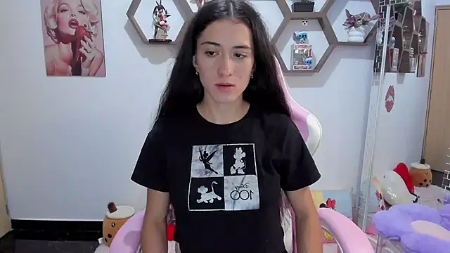 SharonSander online show from 03-23-25, 03:43