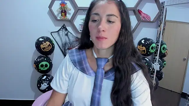 SharonSander online show from 10-27-25, 10:33