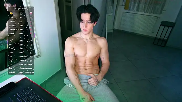 ChristianLevine  online show from 02-12-26, 06:18