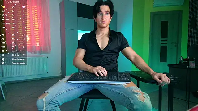 ChristianLevine  online show from 05-14-26, 08:44