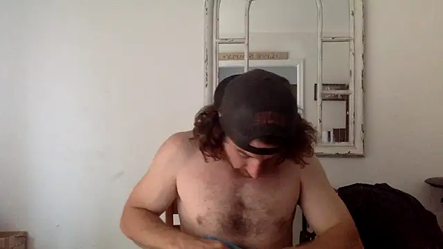 Snapshot of sirchubster chatting on 05-11-26, 02:40 sirchubster online show from 05-11-26, 02:40