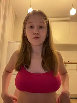 Snapshot of Eva_Weyne chatting on 05-21-26, 06:05 Eva Weyne online show from 05-21-26, 06:05