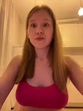 Snapshot of Eva_Weyne chatting on 06-20-26, 10:04 Eva Weyne online show from 06-20-26, 10:04