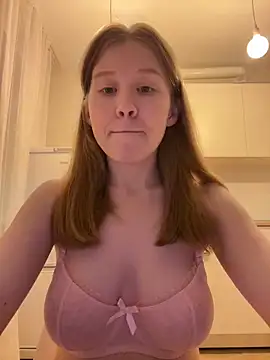 Eva Weyne online show from 04-13-26, 08:24