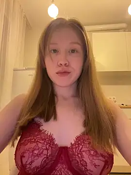 Snapshot of Eva_Weyne chatting on 05-22-26, 08:18 Eva Weyne online show from 05-22-26, 08:18