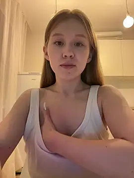 Snapshot of Eva_Weyne chatting on 07-23-26, 10:28 Eva Weyne online show from 07-23-26, 10:28